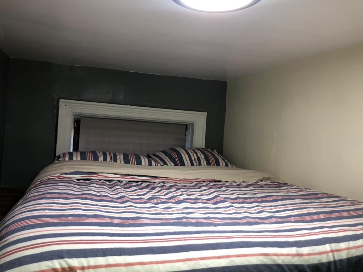 Private Room In A Shared Apartment 15 Minutes To Times Square! Ню Йорк Екстериор снимка
