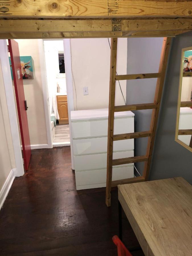 Private Room In A Shared Apartment 15 Minutes To Times Square! Ню Йорк Екстериор снимка