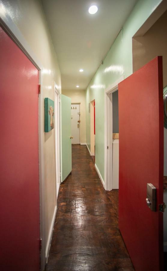 Private Room In A Shared Apartment 15 Minutes To Times Square! Ню Йорк Екстериор снимка