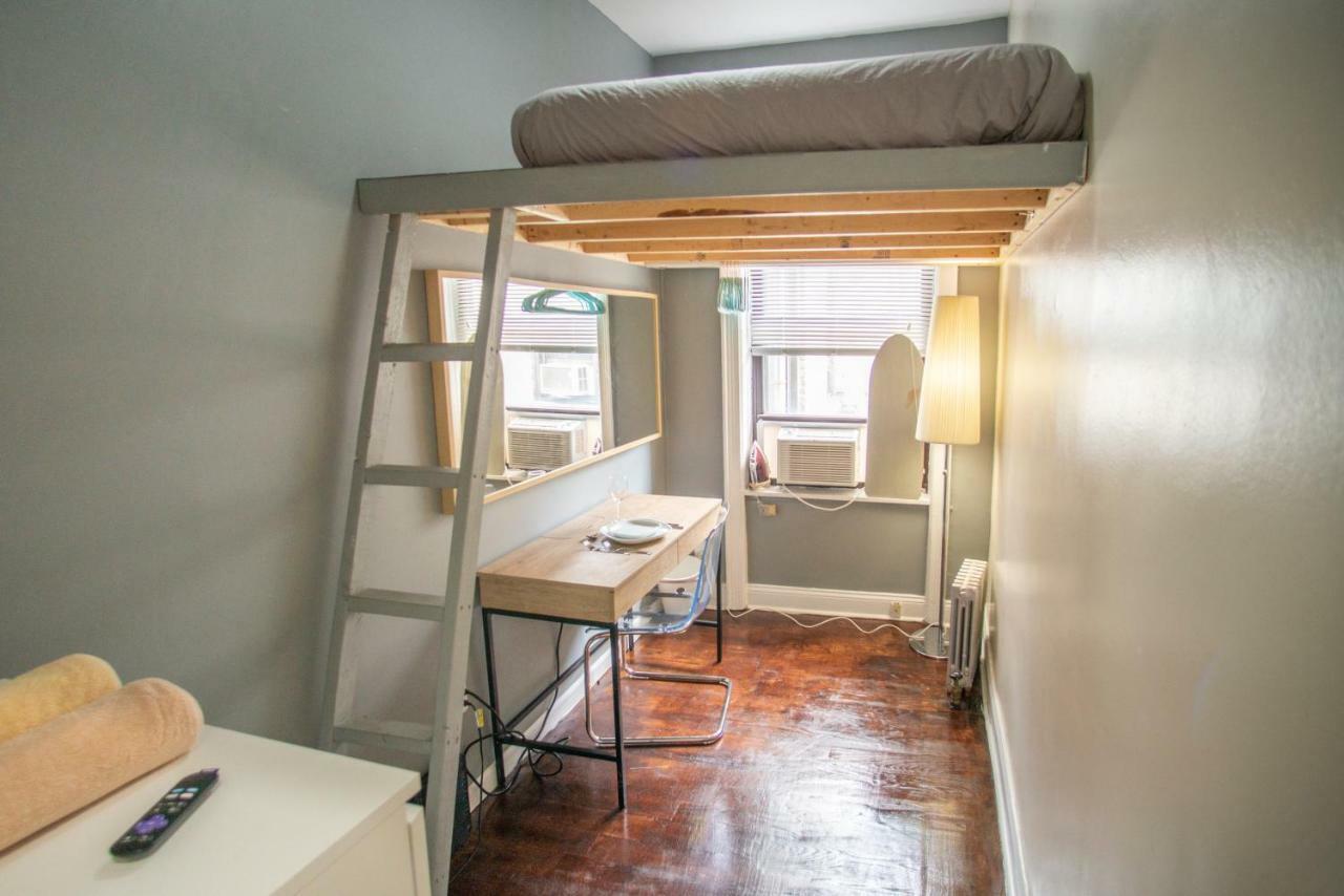 Private Room In A Shared Apartment 15 Minutes To Times Square! Ню Йорк Екстериор снимка
