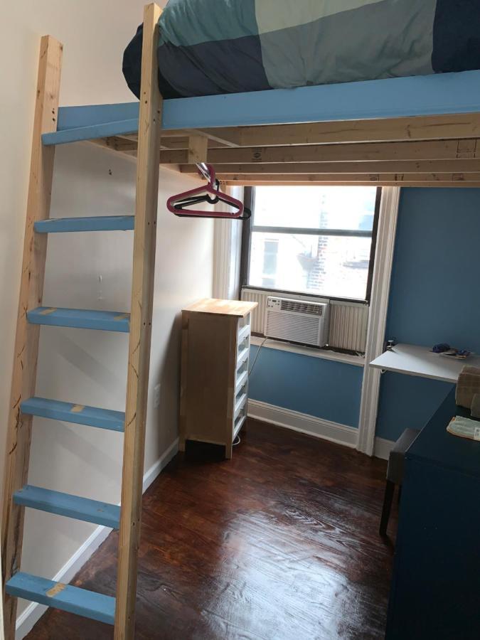Private Room In A Shared Apartment 15 Minutes To Times Square! Ню Йорк Екстериор снимка