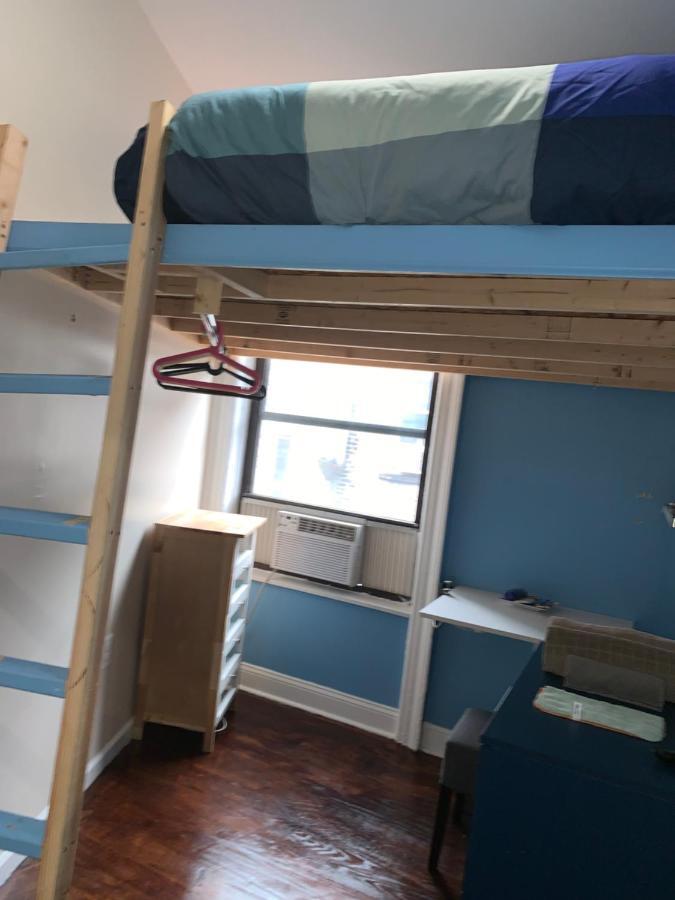 Private Room In A Shared Apartment 15 Minutes To Times Square! Ню Йорк Екстериор снимка